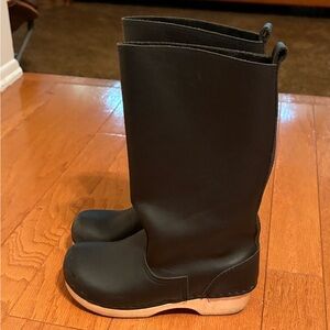 Sven Swedish Clogs Black Leather Tall Boots 37/6.5